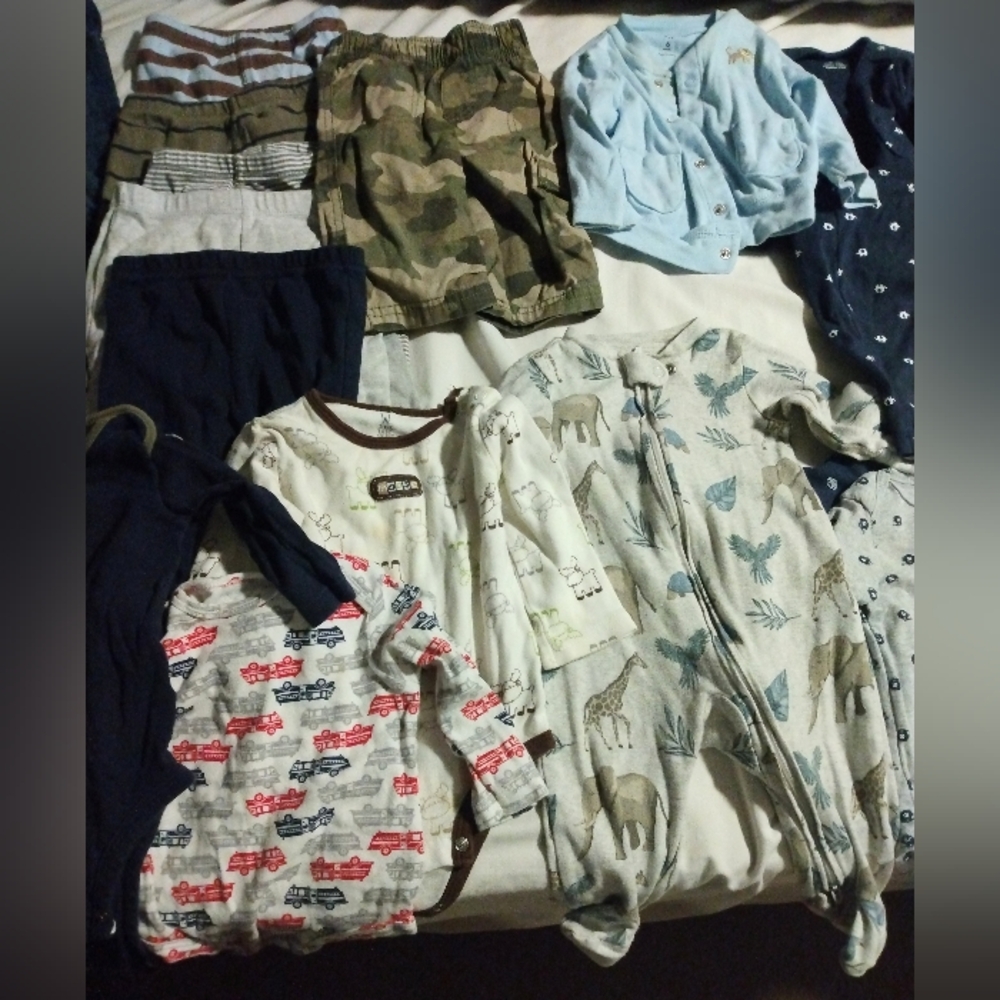 Assorted Carter's 6 Months Long Sleeve/Pant Clothing - Picture 5 of 11